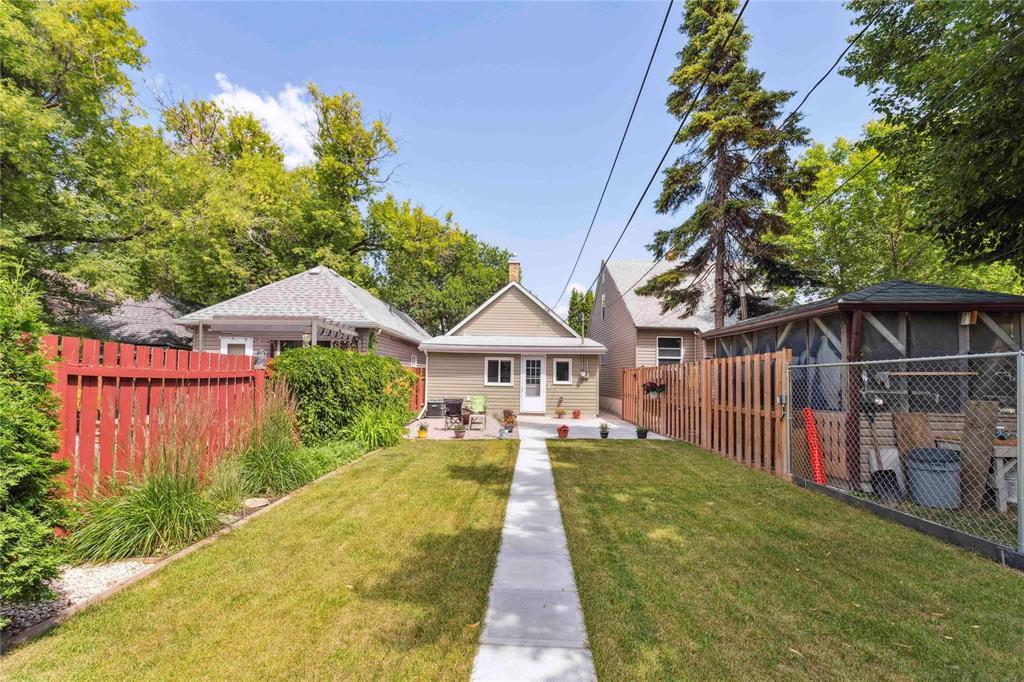 Photo 31 of 534 Anderson Avenue, Winnipeg MB