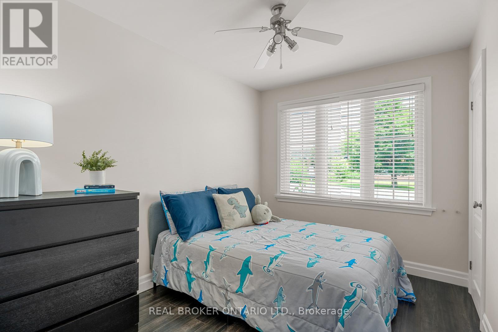 Photo 29 of 752 Smyth Road, Ottawa ON