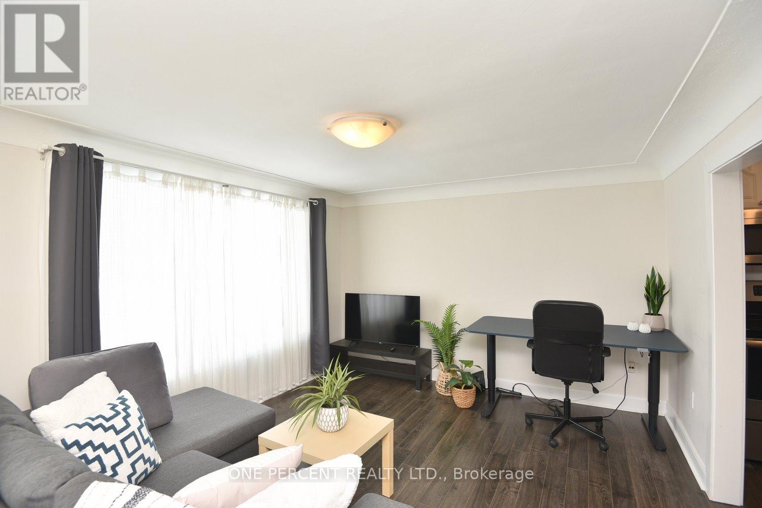Photo 6 of 3 Maitland Avenue, Hamilton ON