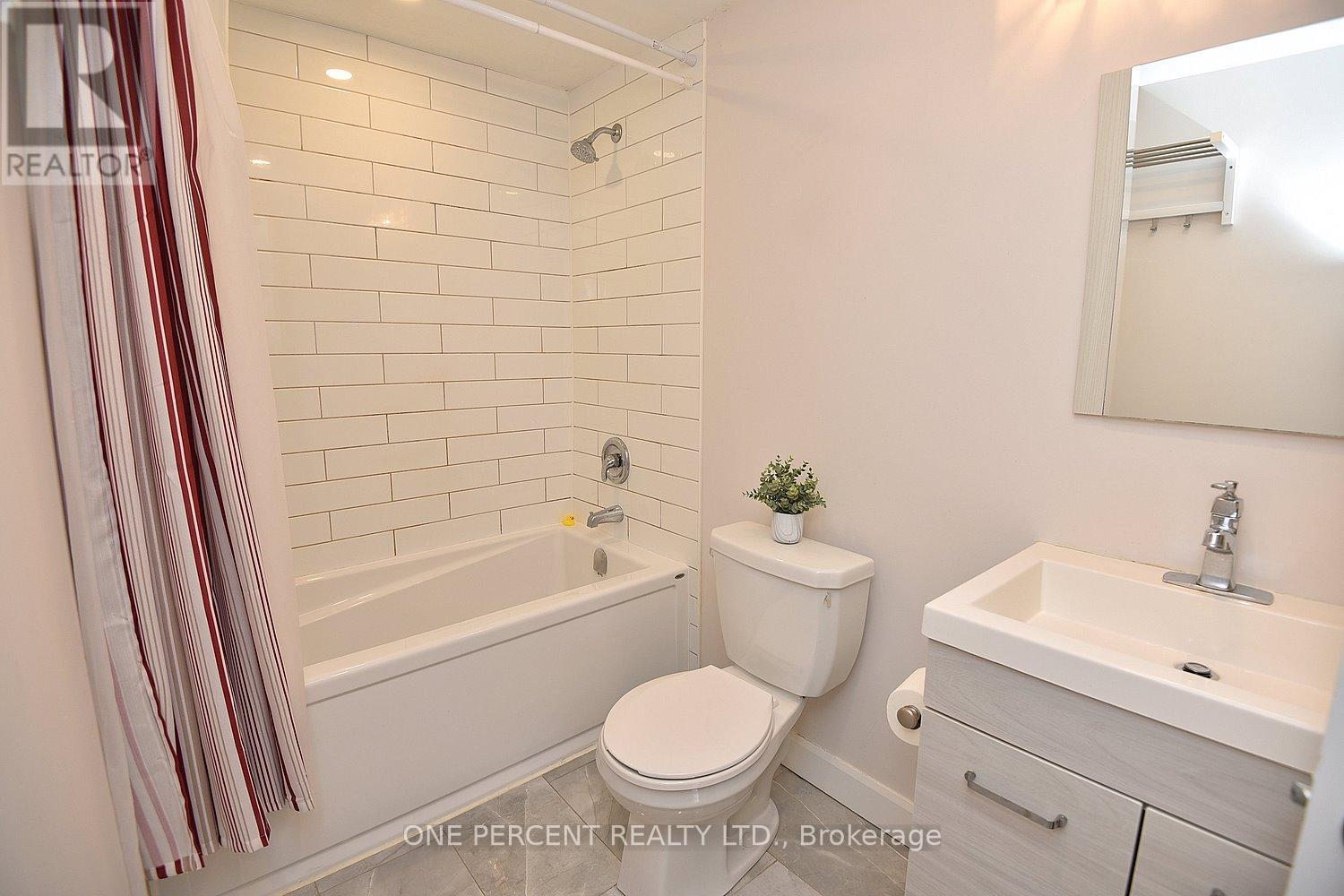 Photo 23 of 3 Maitland Avenue, Hamilton ON