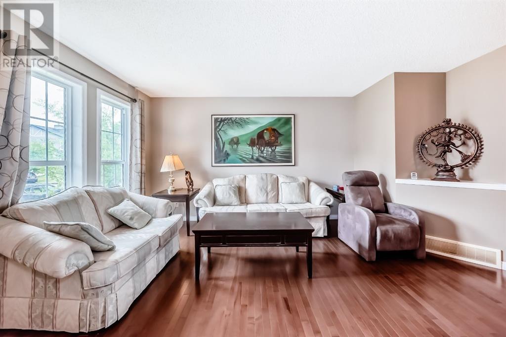 Single Family House for Sale in  Elgin Meadows Park SE McKenzie Towne Calgary 
