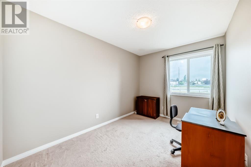 Single Family House for Sale in  Elgin Meadows Park SE McKenzie Towne Calgary 