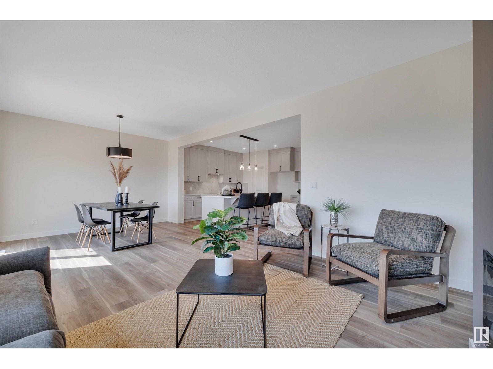 Photo 27 of 8905 223 A St Nw, Edmonton AB