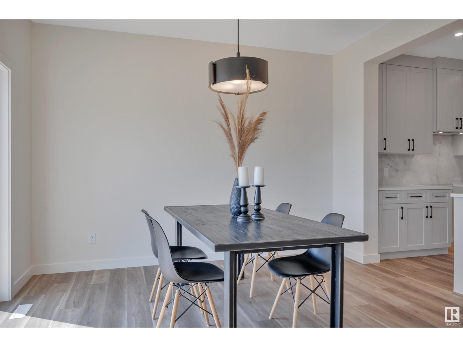 Photo 28 of 8905 223 A St Nw, Edmonton AB