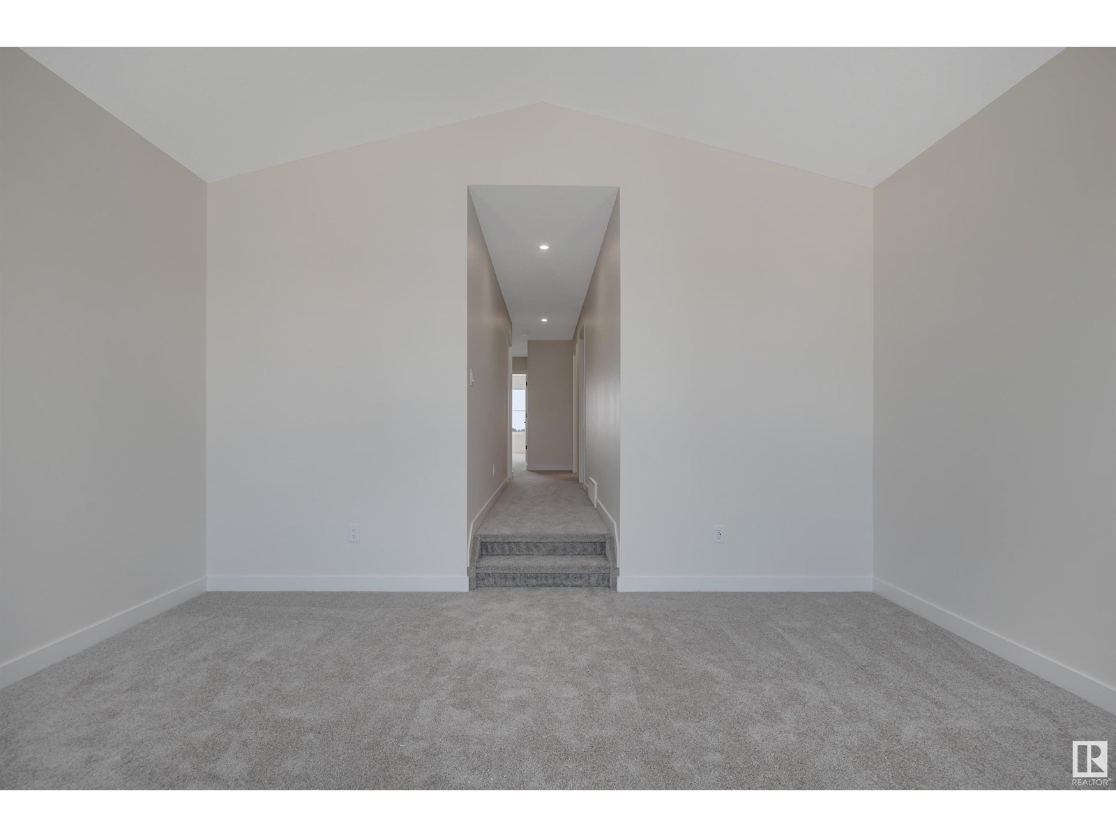 Photo 32 of 8905 223 A St Nw, Edmonton AB