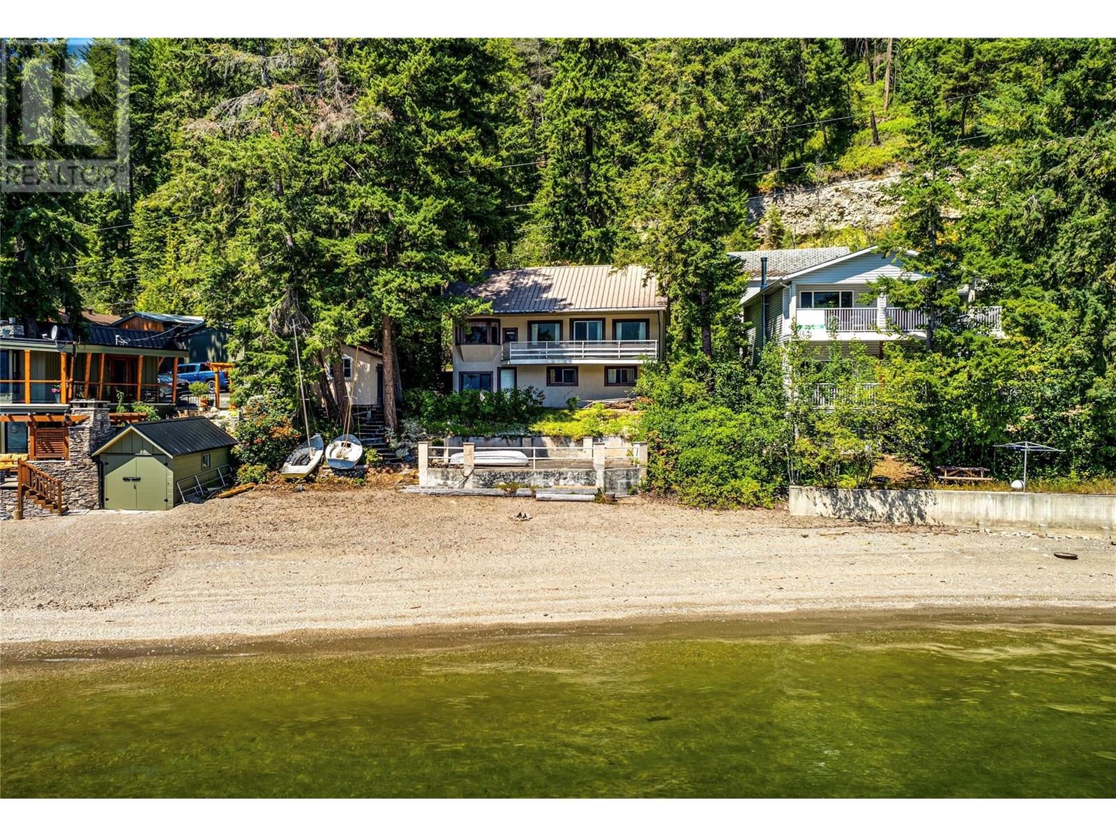  4742 Sunnybrae Canoe Point Road, Tappen