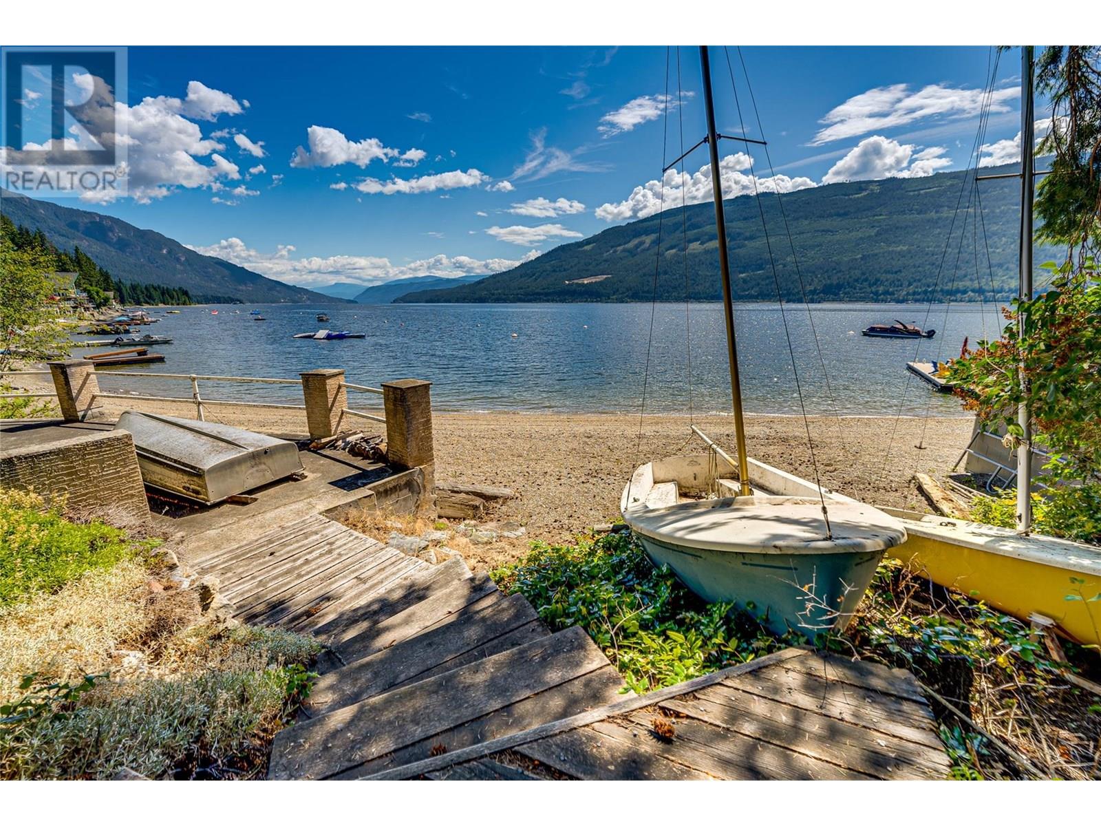 Photo 2 of 4742 Sunnybrae Canoe Point Road, Tappen BC