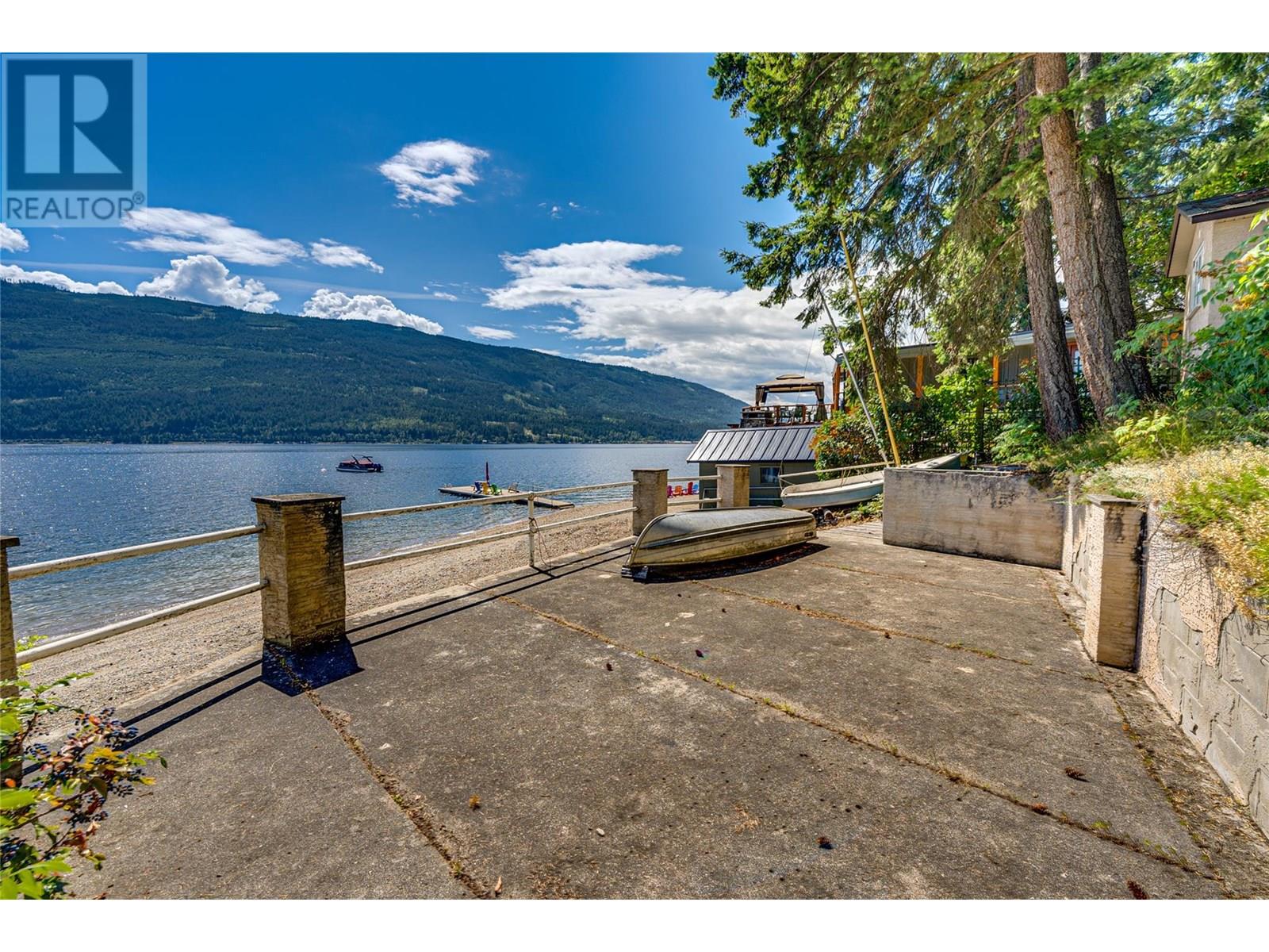 Photo 38 of 4742 Sunnybrae Canoe Point Road, Tappen BC