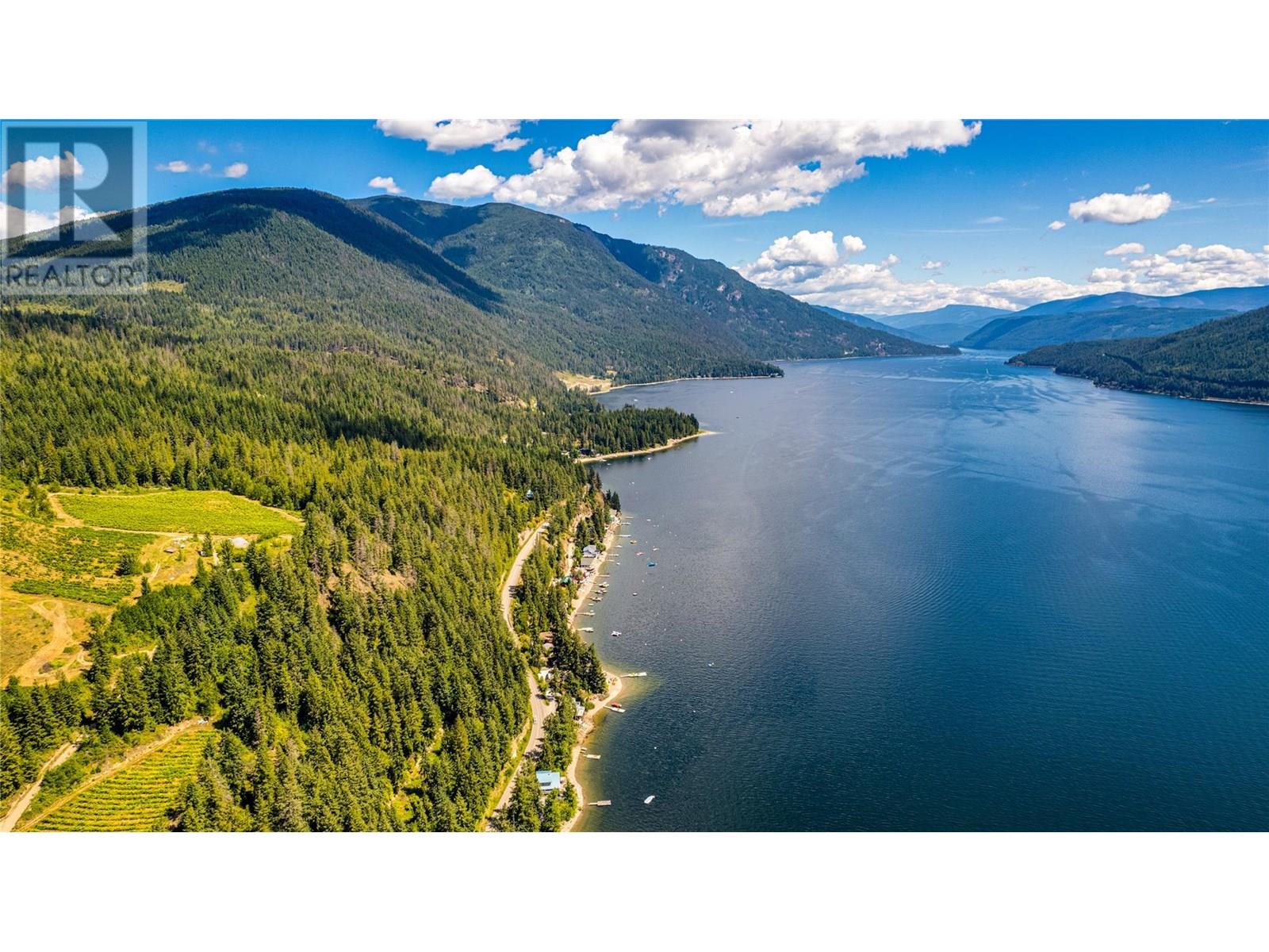 Photo 11 of 4742 Sunnybrae Canoe Point Road, Tappen BC