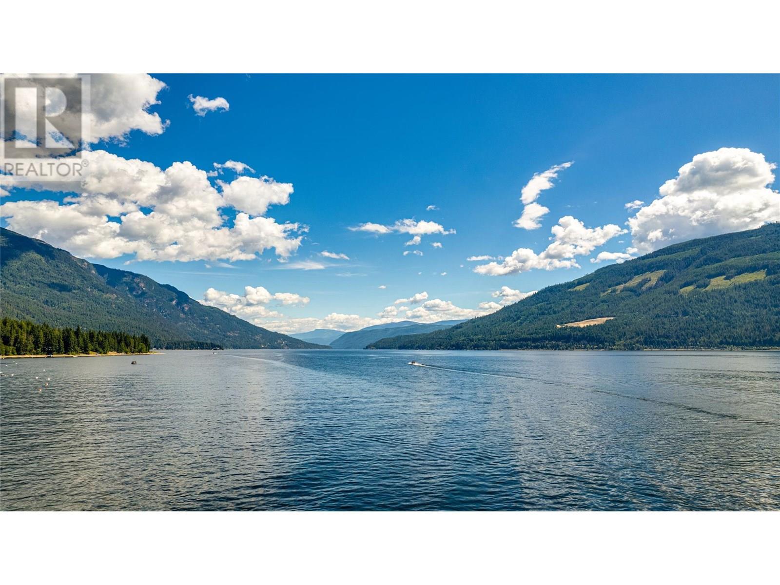Photo 30 of 4742 Sunnybrae Canoe Point Road, Tappen BC