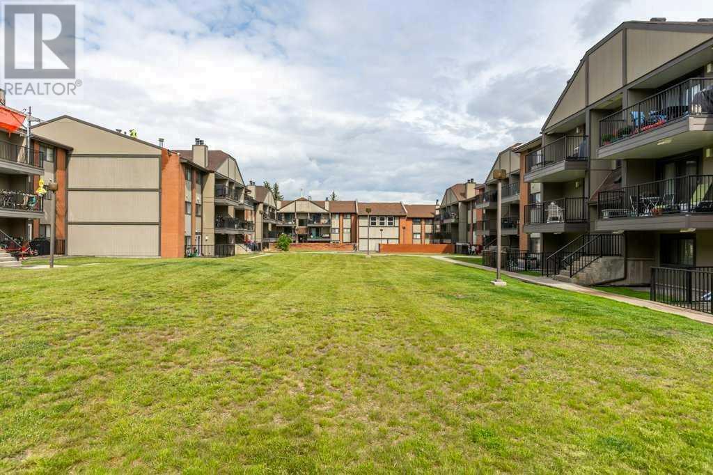 Single Family House for Sale in    Street SW Canyon Meadows Calgary 
