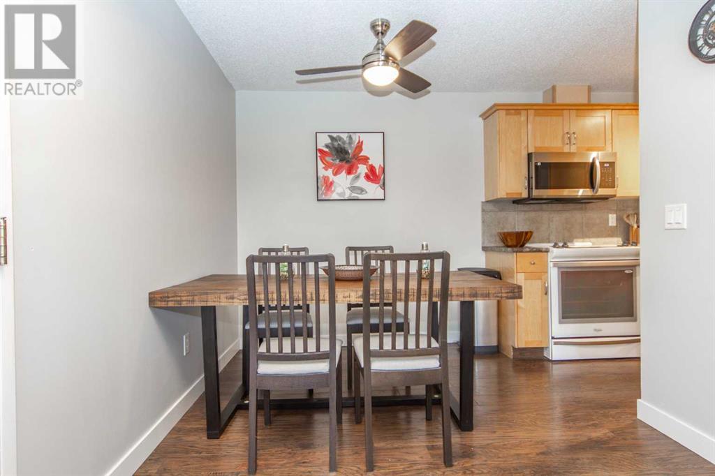 Single Family House for Sale in    Street SW Canyon Meadows Calgary 