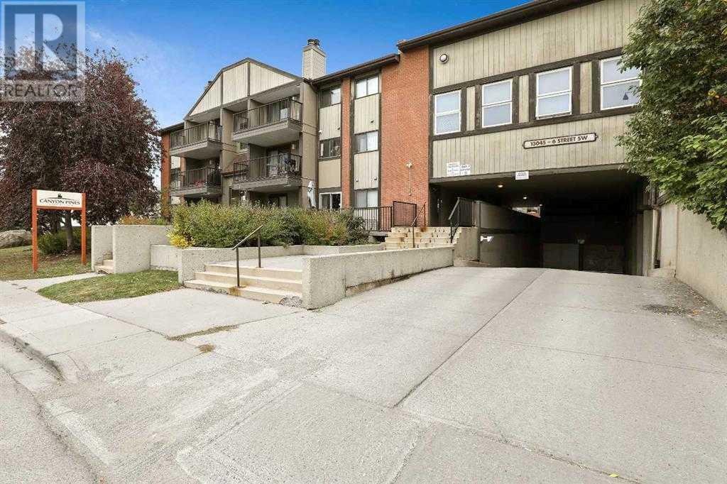 Single Family House for Sale in    Street SW Canyon Meadows Calgary 