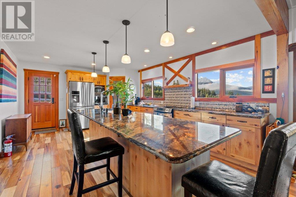 Photo 19 of 1321 10 Avenue Ne, Salmon Arm BC