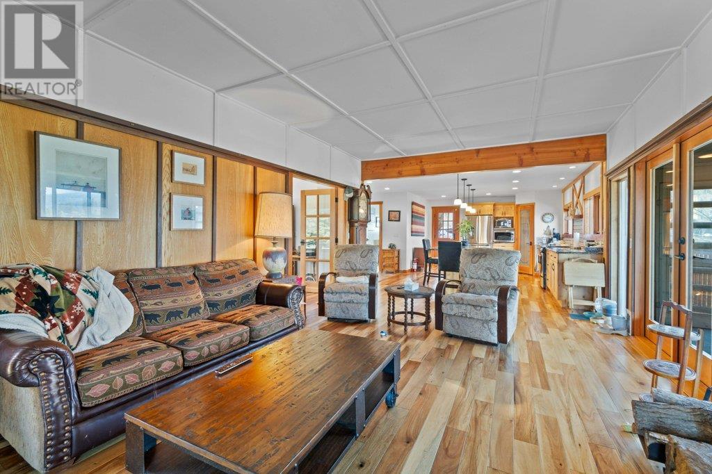 Photo 80 of 1321 10 Avenue Ne, Salmon Arm BC