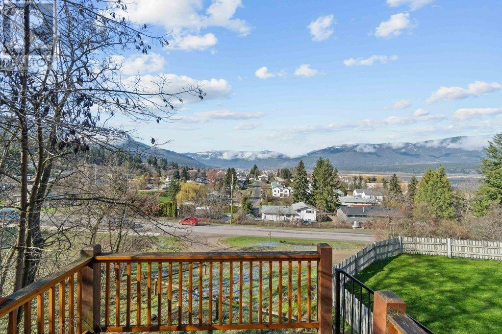 Photo 45 of 1321 10 Avenue Ne, Salmon Arm BC