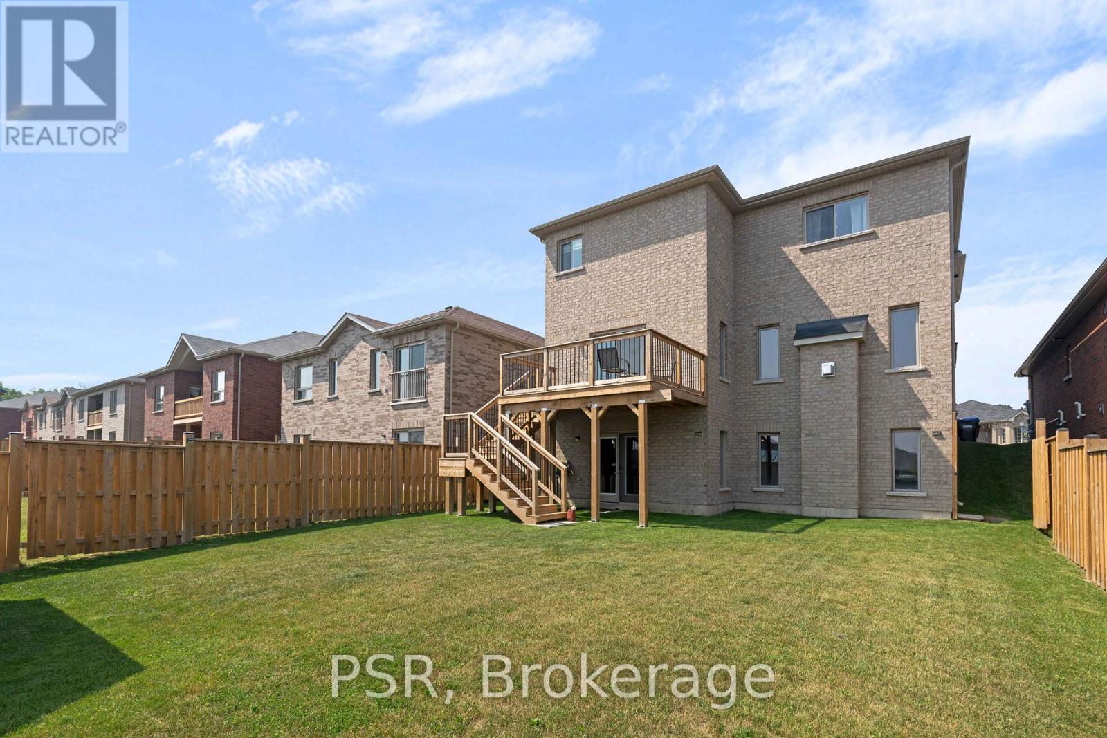 Photo 23 of 16 Hewson Street, Penetanguishene ON