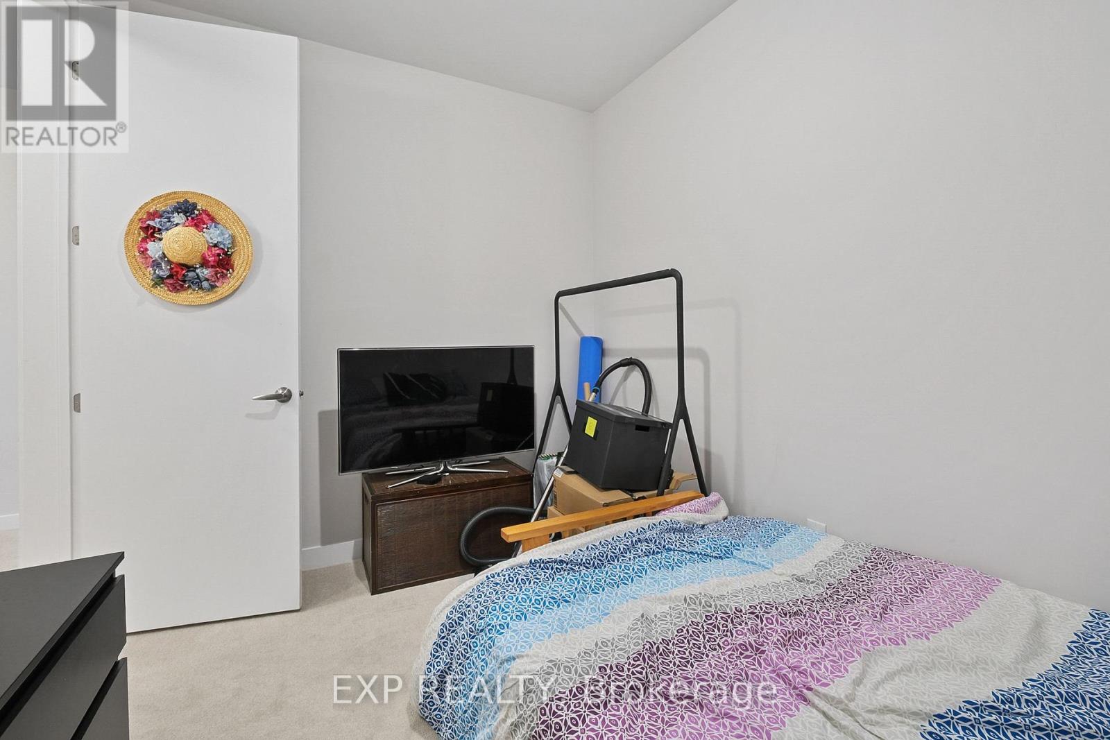 Photo 13 of 6323 Perth Street, Ottawa ON