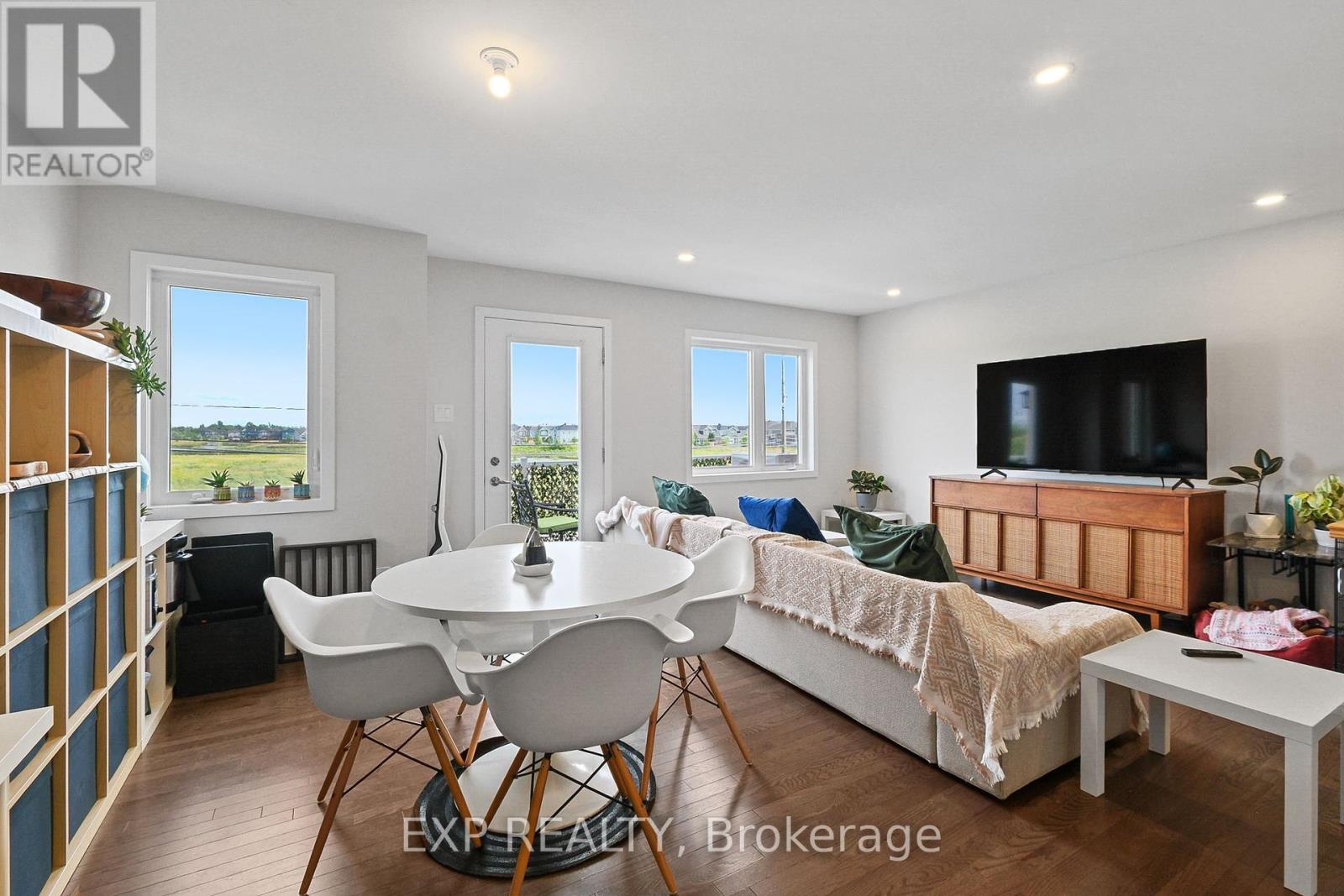 Photo 26 of 6323 Perth Street, Ottawa ON