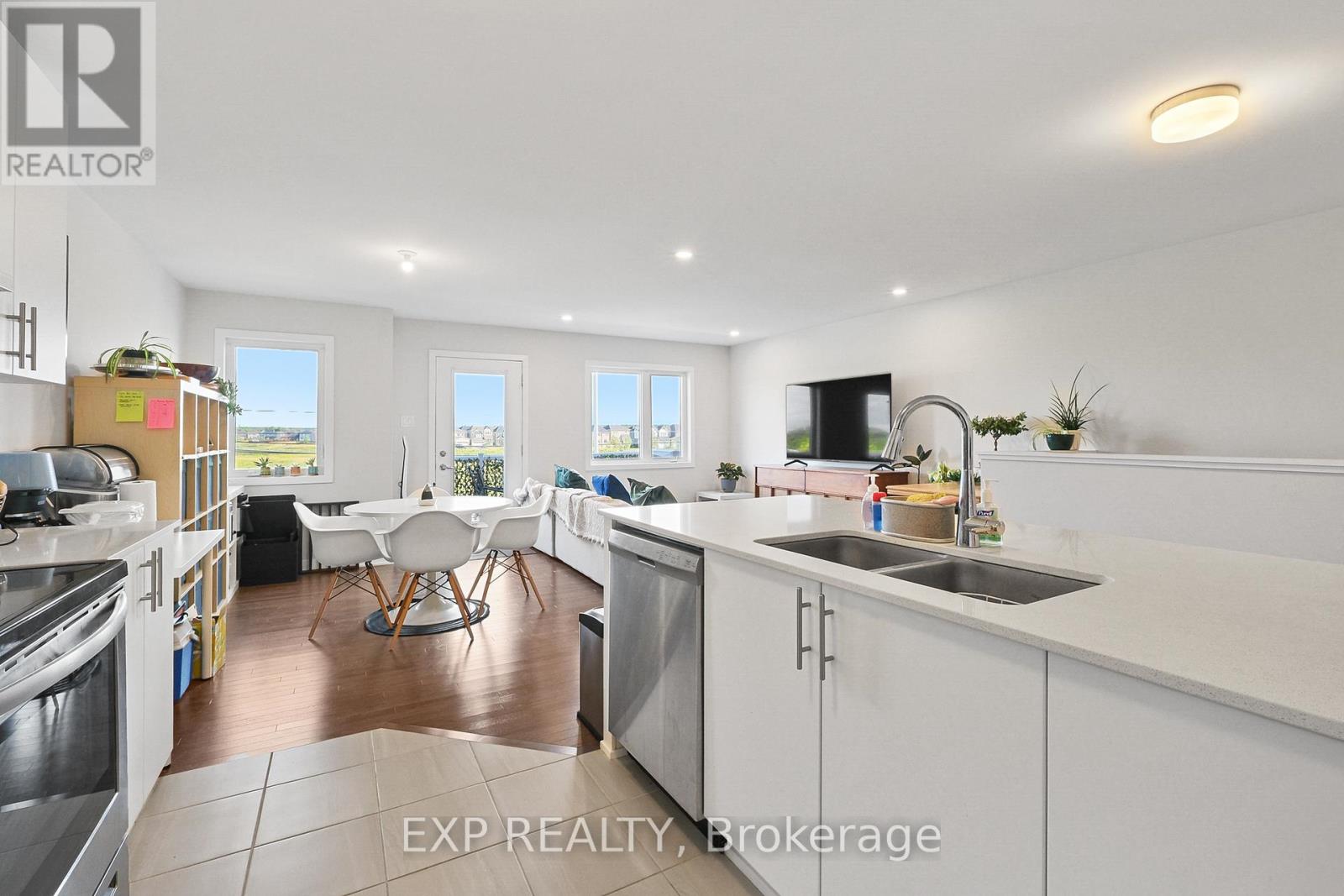 Photo 32 of 6323 Perth Street, Ottawa ON