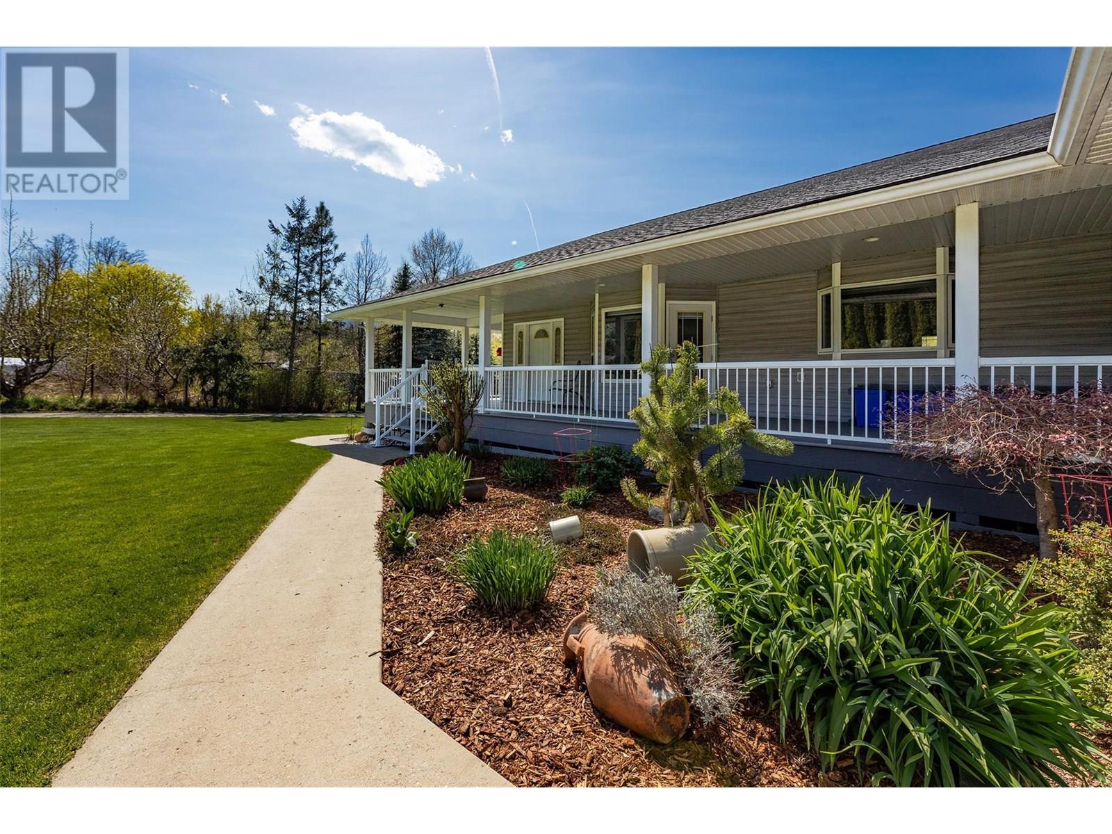 Photo 92 of 2201 50th Street, Salmon Arm BC