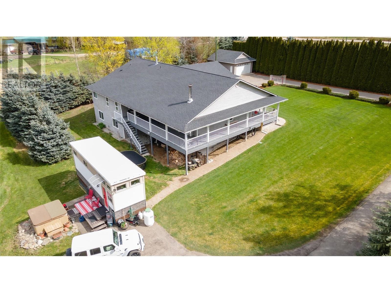 Photo 9 of 2201 50th Street, Salmon Arm BC