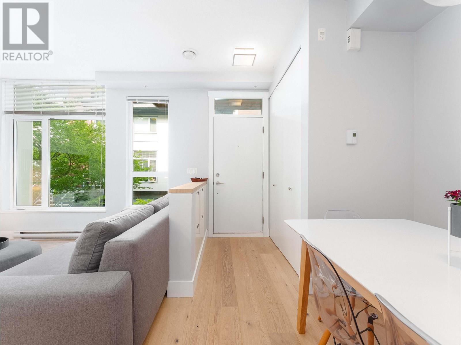 Photo 9 of 223 735 W 15th Street, North Vancouver BC