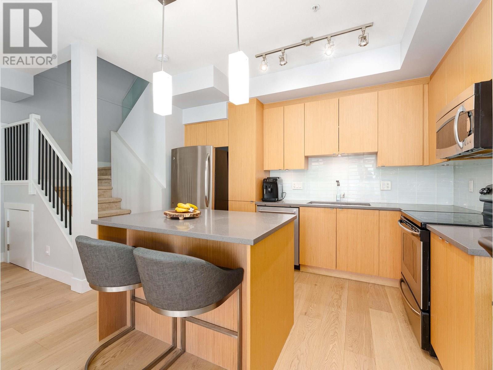 Photo 13 of 223 735 W 15th Street, North Vancouver BC