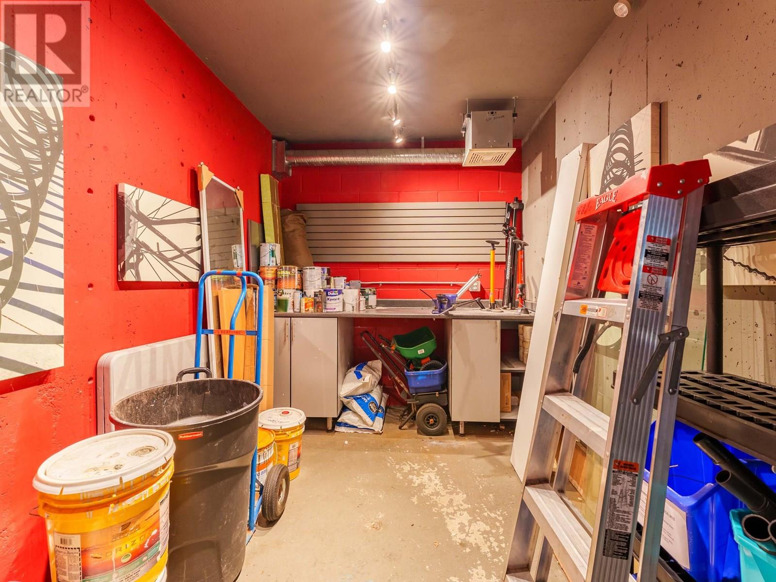 Photo 10 of 223 735 W 15th Street, North Vancouver BC