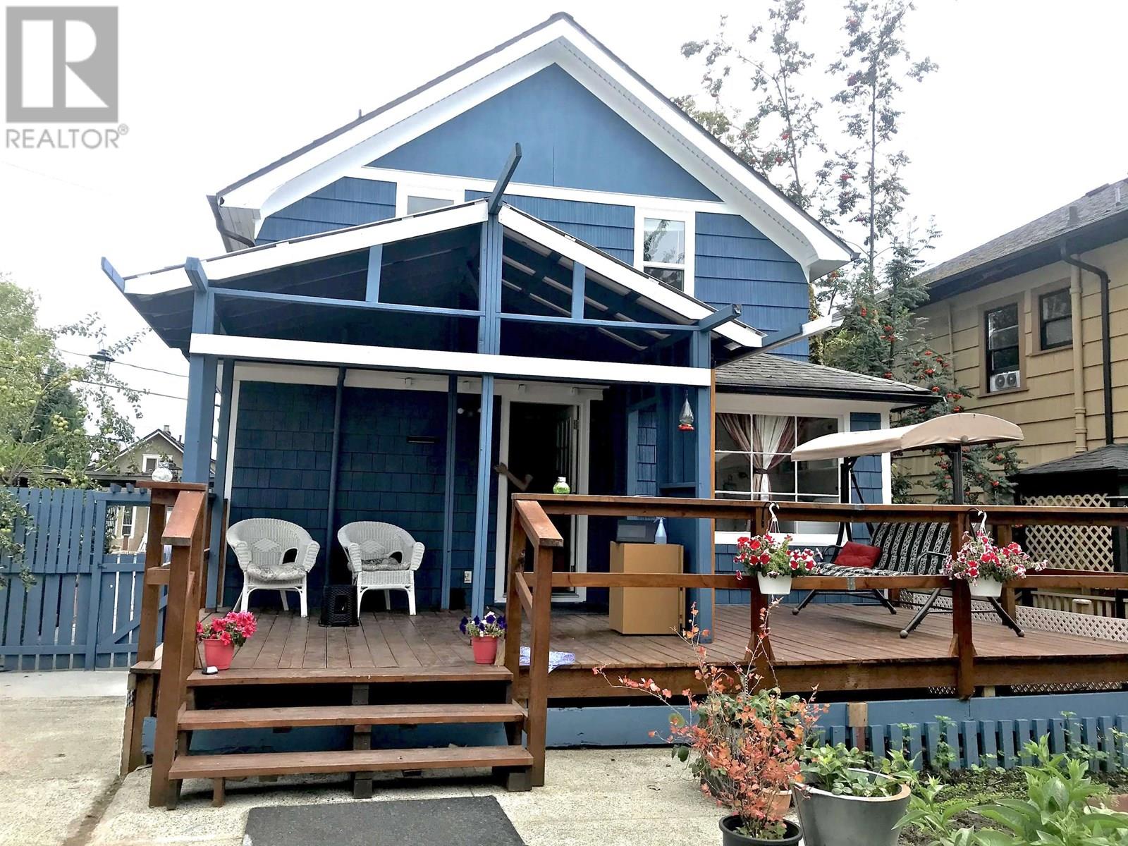 Photo 19 of 1111 Fifth Avenue, New Westminster BC