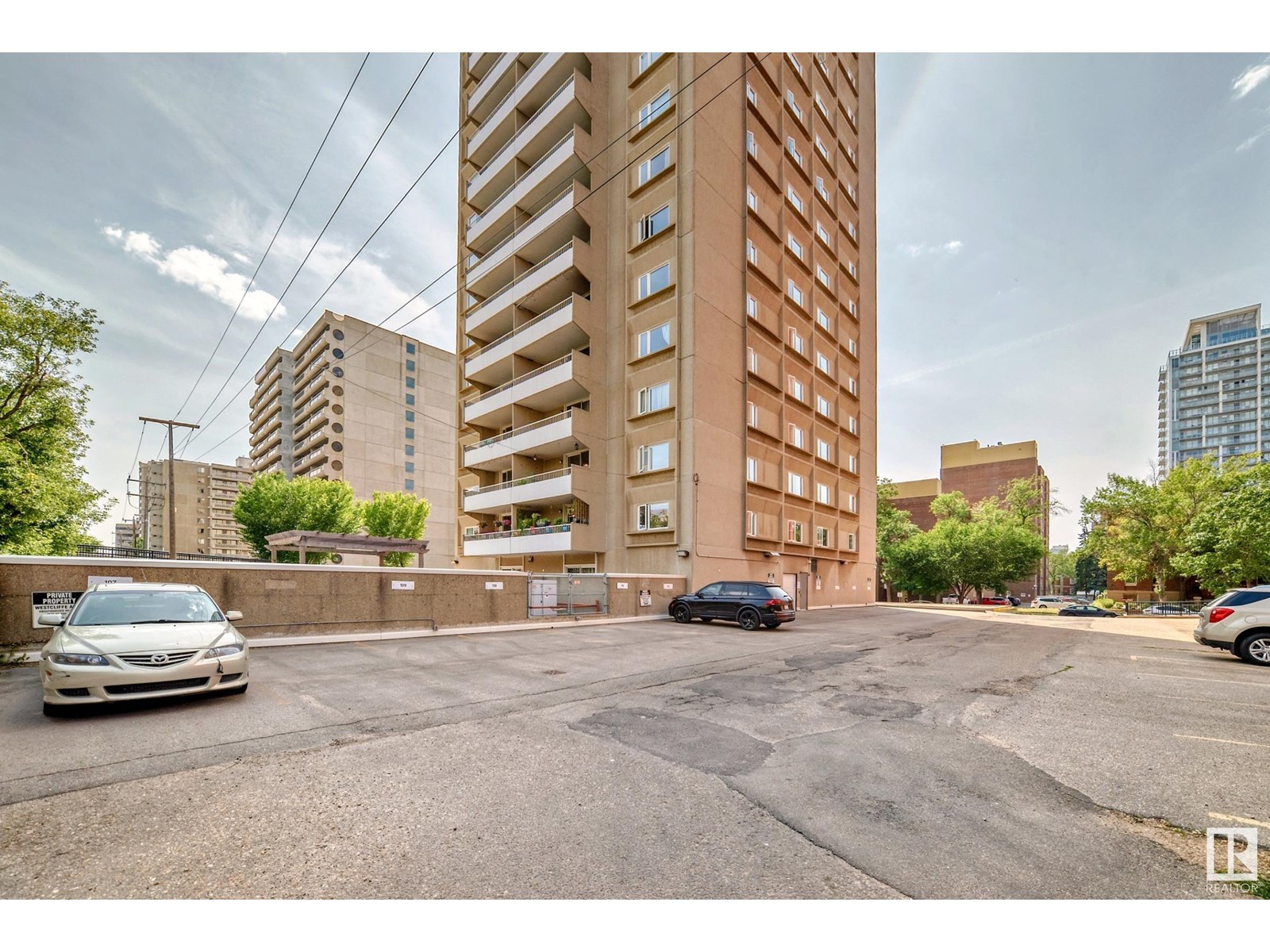 Photo 47 of 1601 9909 110 St Nw Nw, Edmonton AB