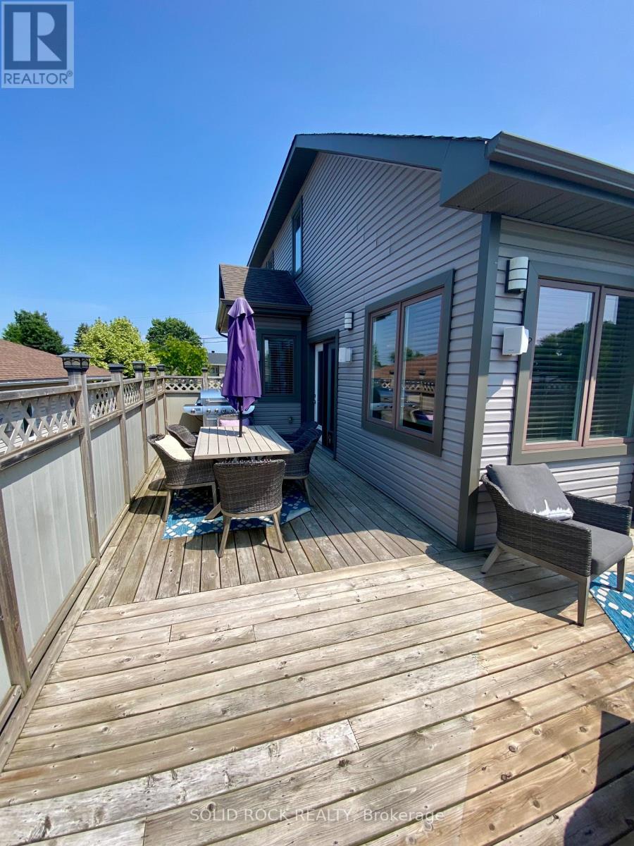 Photo 44 of 246 Lera Street, Smiths Falls ON