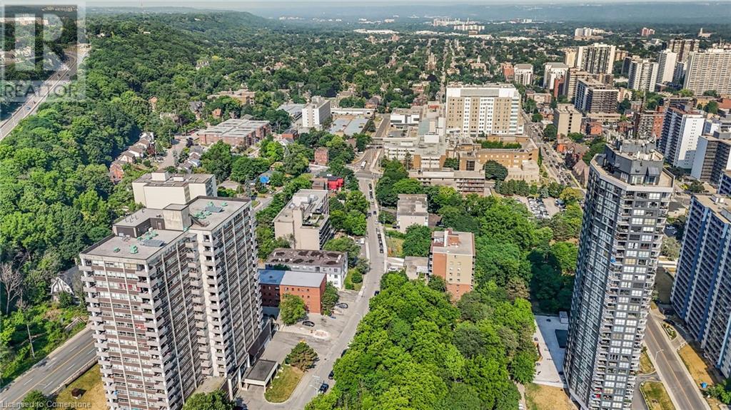 Photo 8 of 84 St Josephs Drive, Hamilton ON
