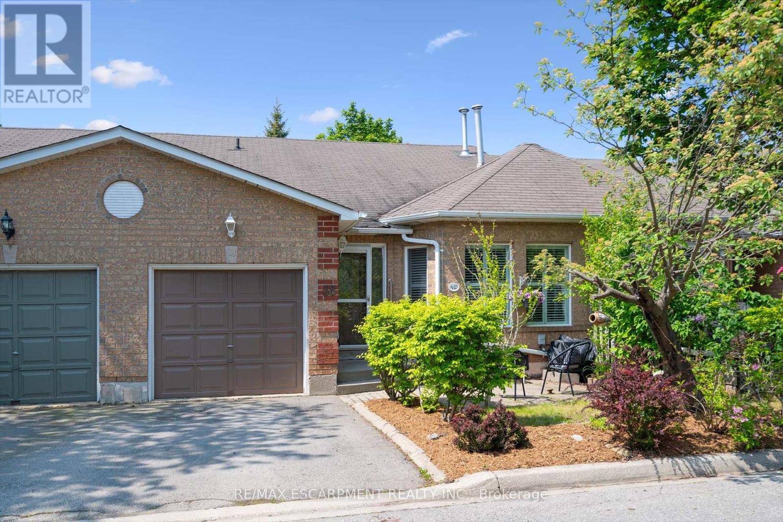 Photo 1 of 58 1240 Westview Terrace, Oakville ON