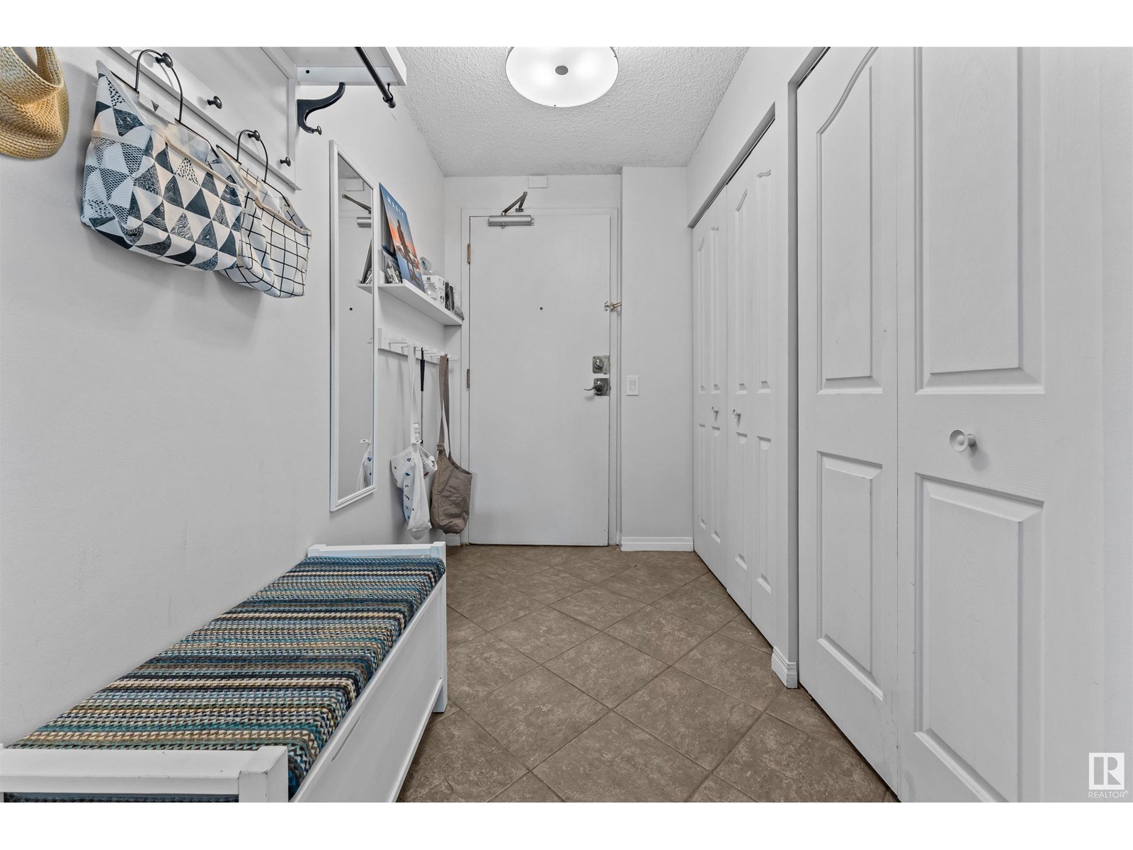 Photo 8 of 901 10145 109 St Nw, Edmonton AB