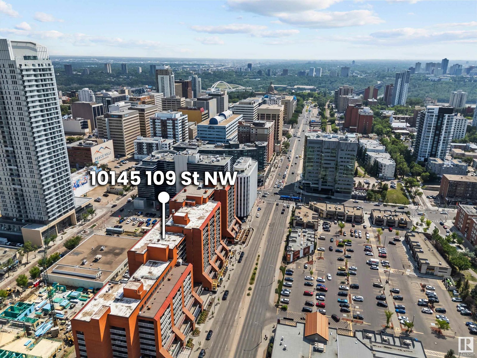 Photo 3 of 901 10145 109 St Nw, Edmonton AB