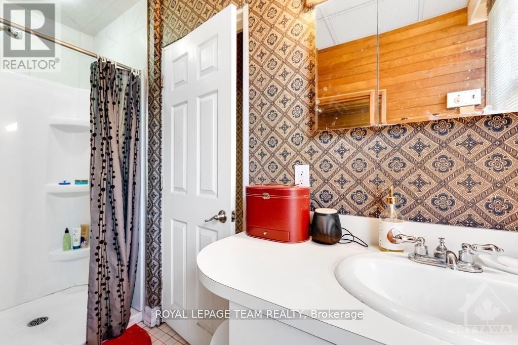 Photo 16 of 228 Augusta Street, Ottawa ON