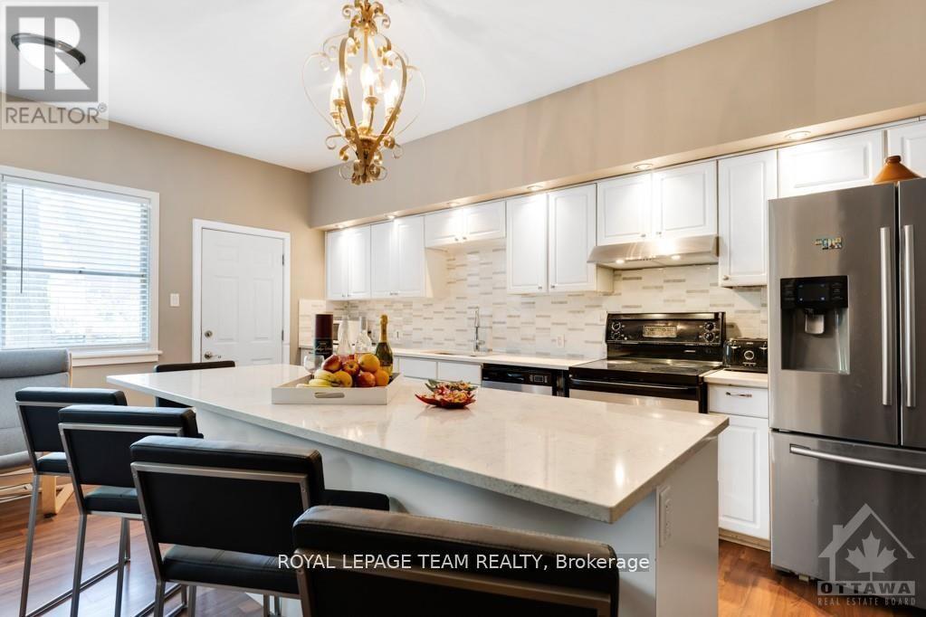 Photo 7 of 228 Augusta Street, Ottawa ON