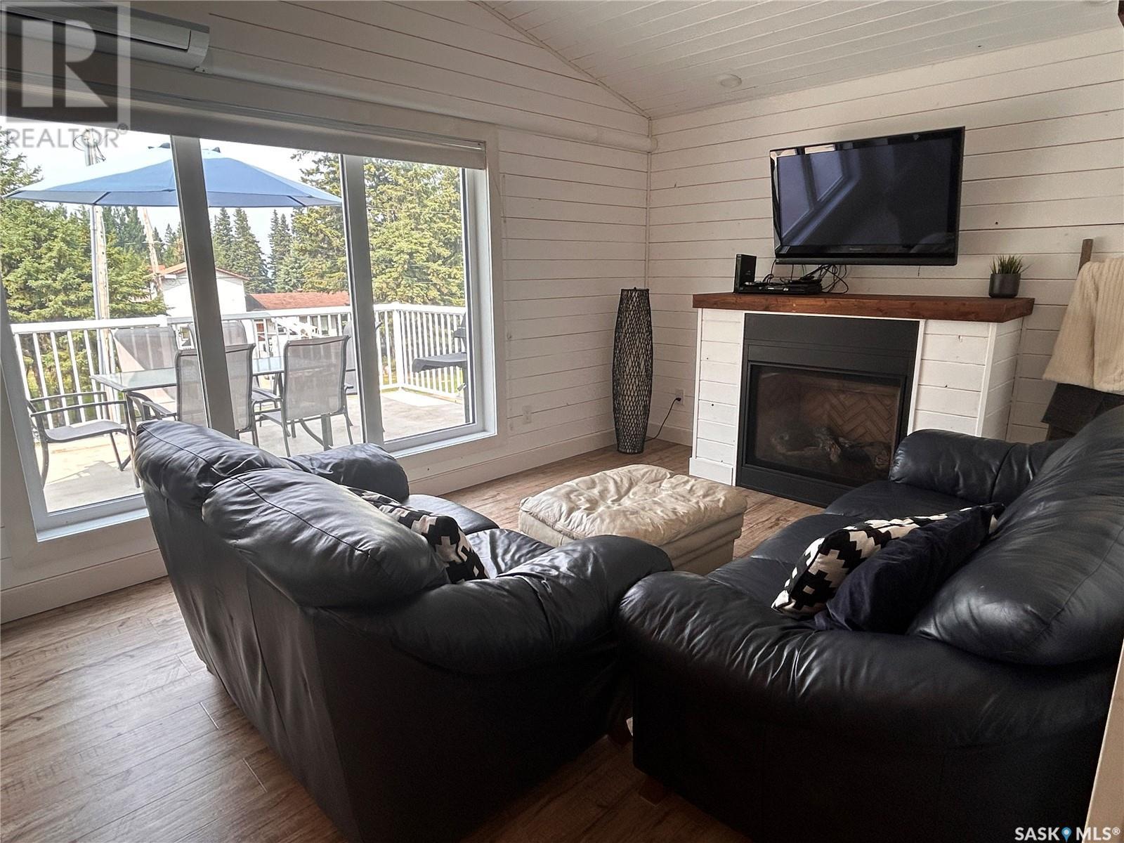 Photo 6 of 16 Ken Crescent, Candle Lake SK