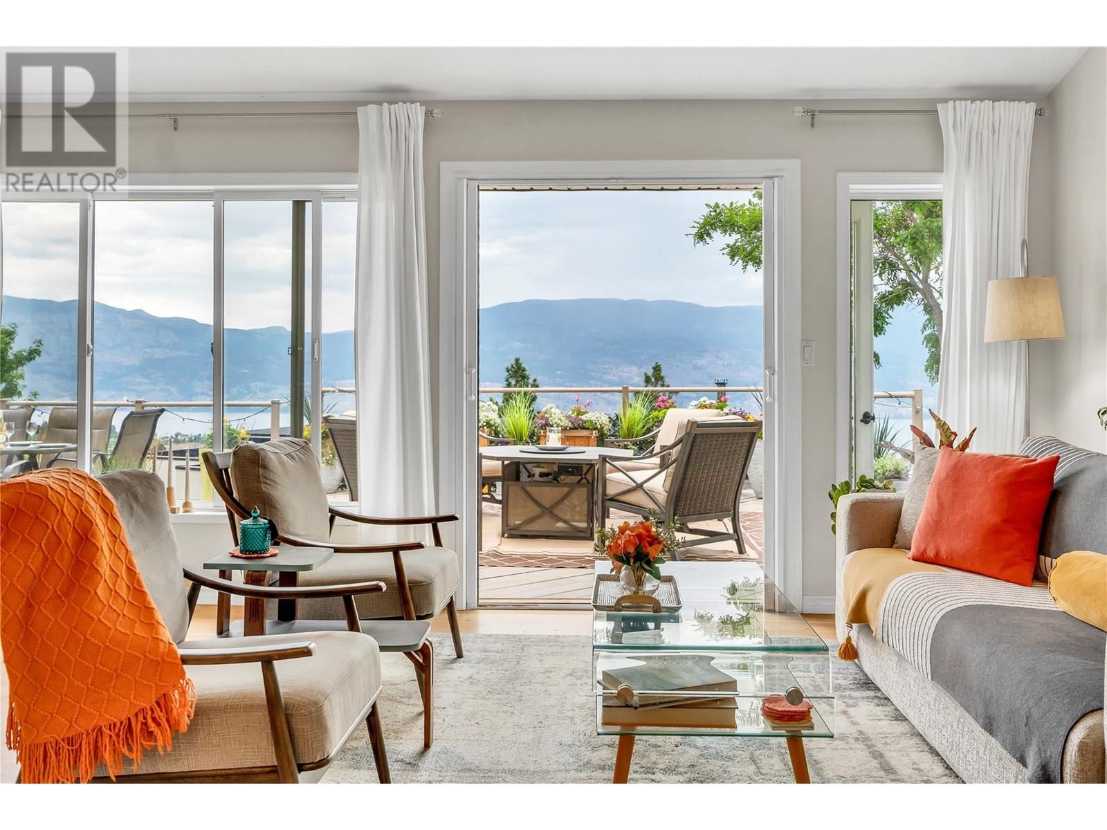 12018 Trayler Place, Summerland