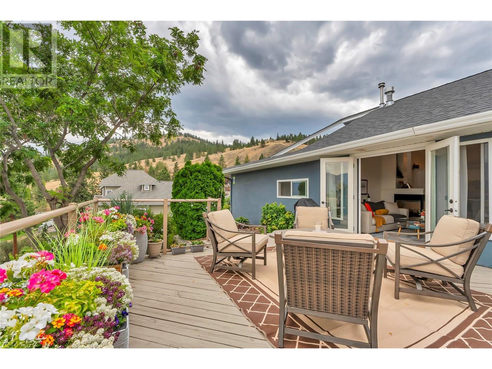 12018 Trayler Place, Summerland