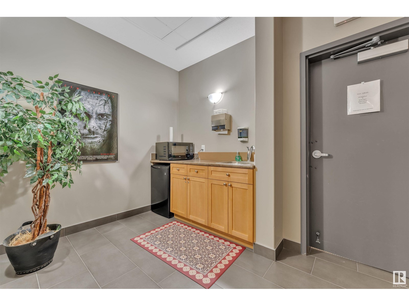 #105 160 MAGRATH ROAD NW - Image 31