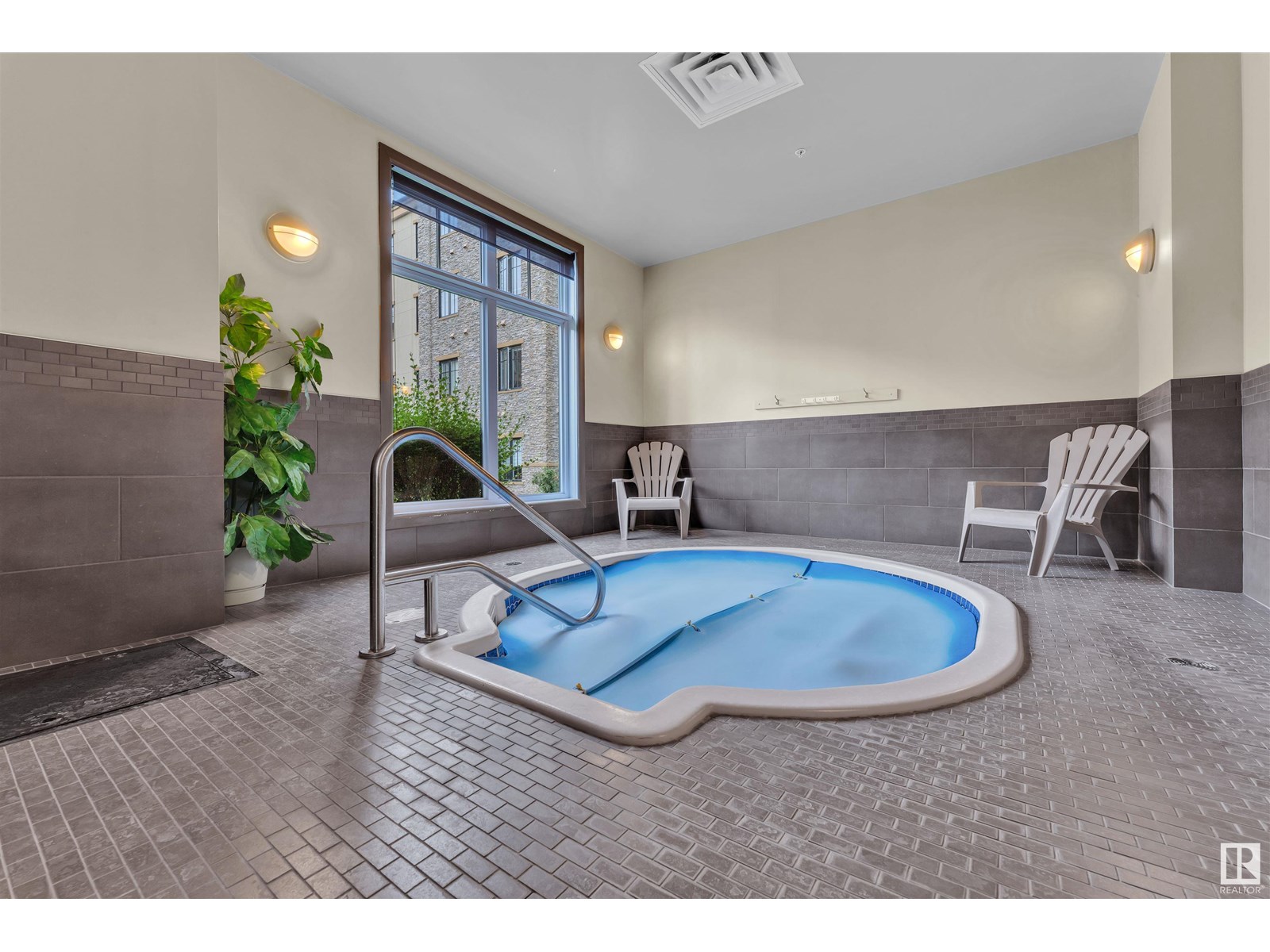 #105 160 MAGRATH ROAD NW - Image 38