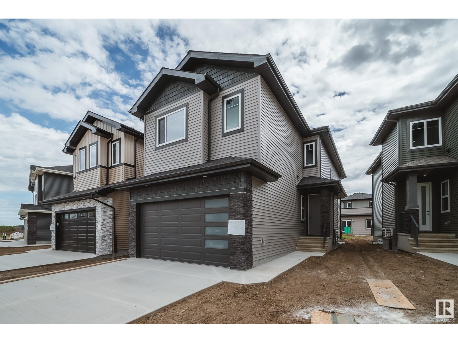 Photo 39 of 8811 183 Av Nw, Edmonton AB