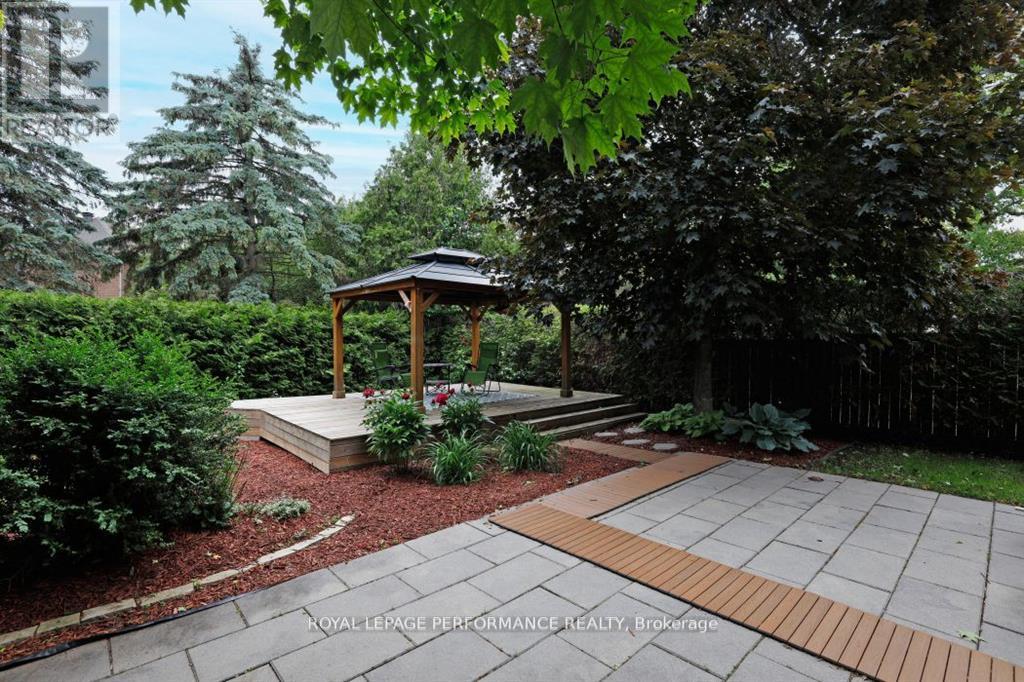 Photo 41 of 61 Wycliffe Street, Ottawa ON