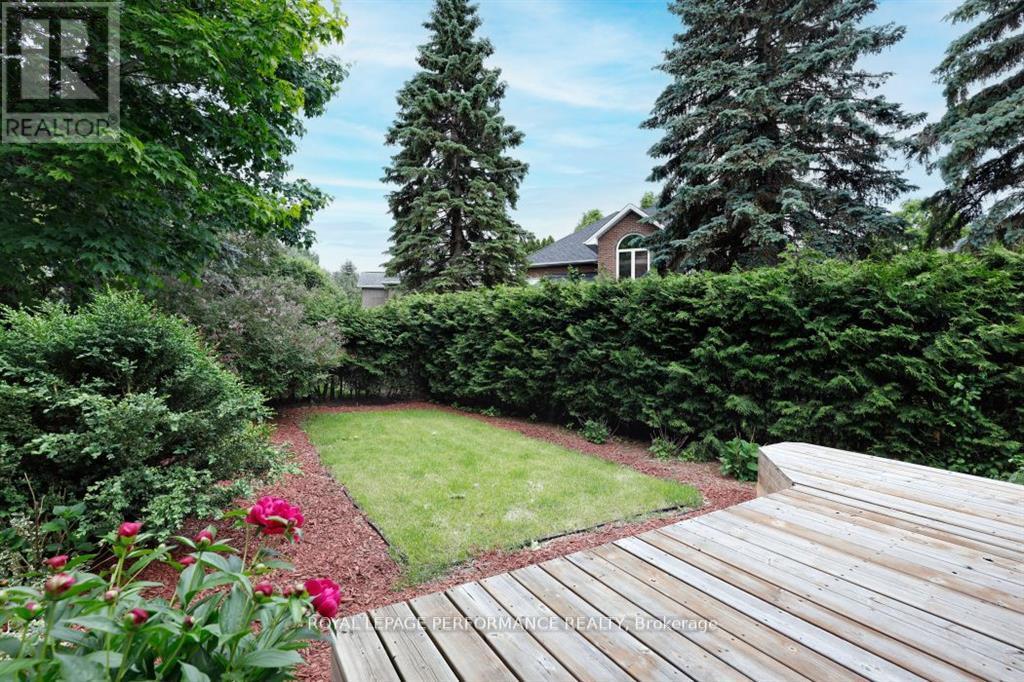 Photo 44 of 61 Wycliffe Street, Ottawa ON