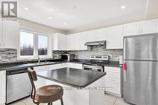 Photo 35 of 301 Moody Street, Southgate ON