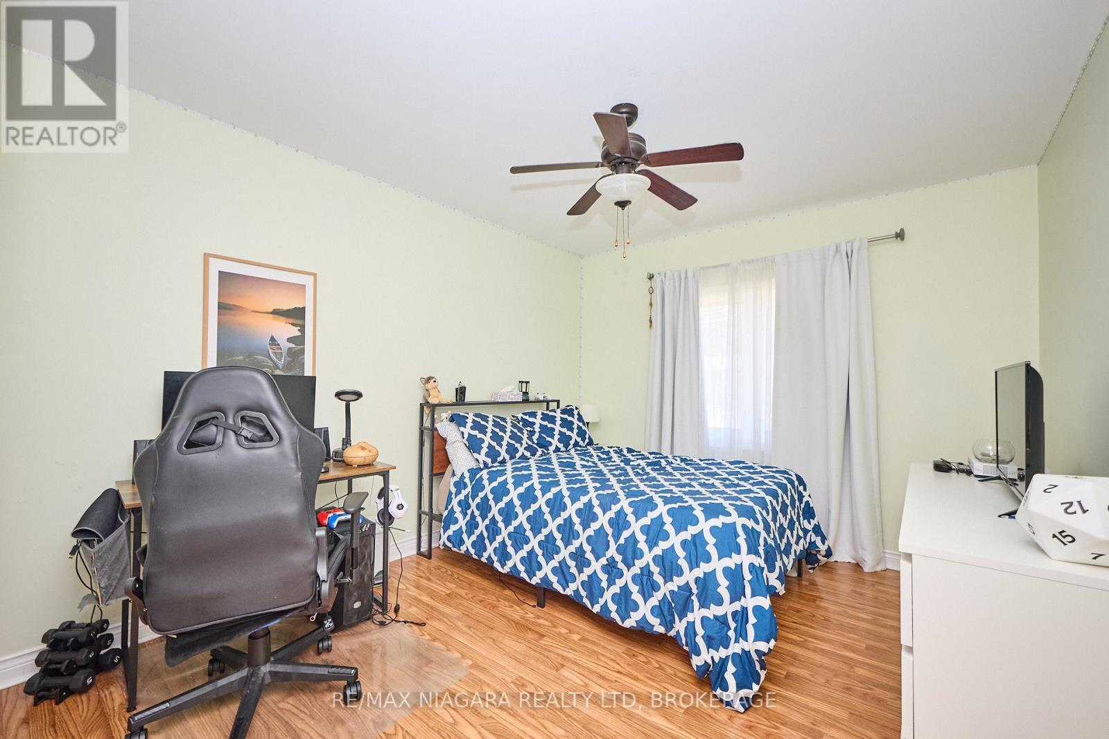Photo 12 of 210 Gorham Road, Fort Erie ON
