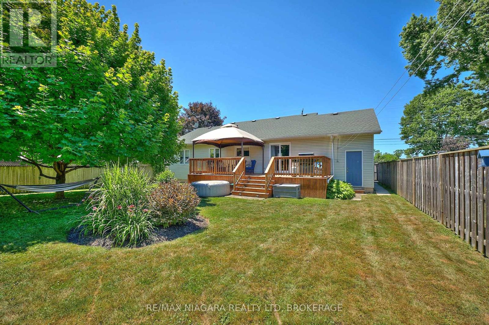 Photo 8 of 210 Gorham Road, Fort Erie ON