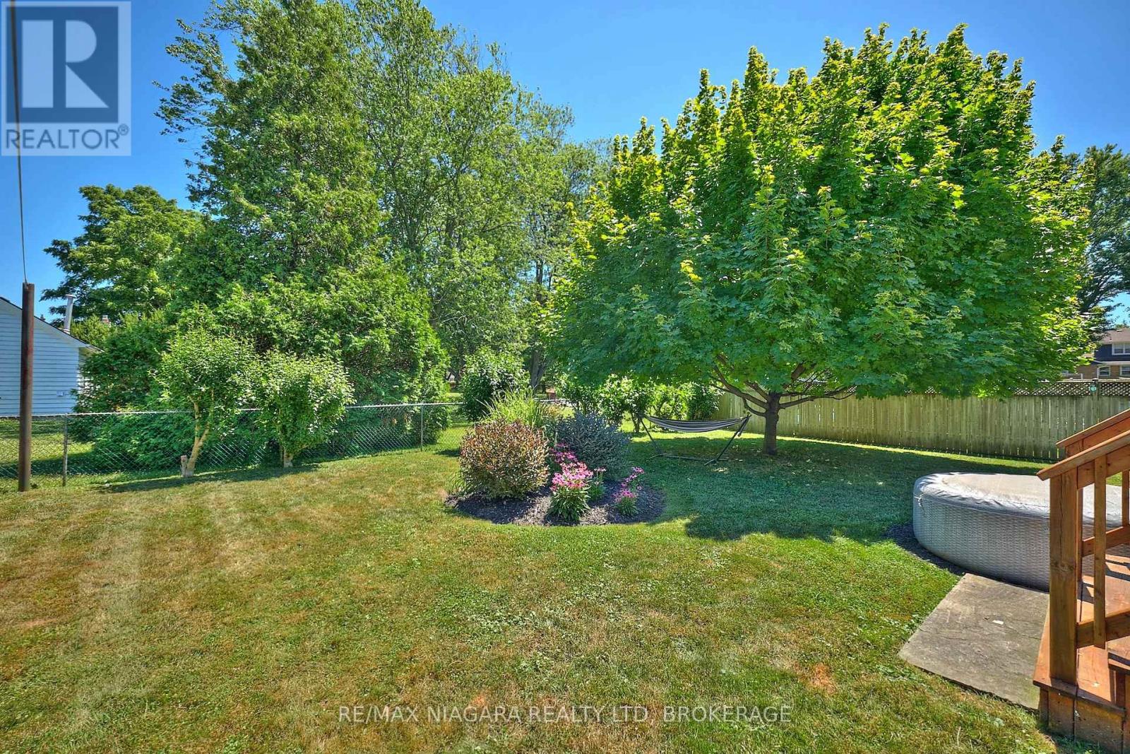 Photo 11 of 210 Gorham Road, Fort Erie ON